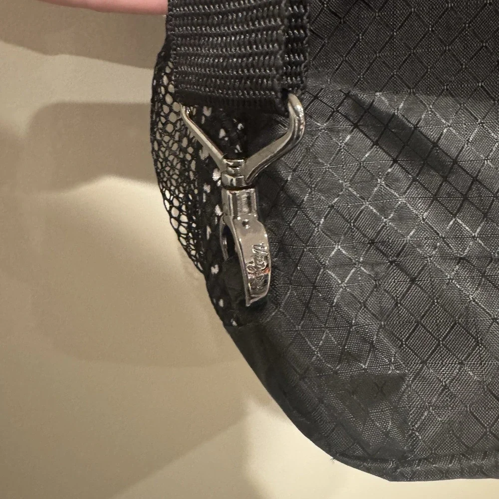 Thirty-One Sling Back Backpack Bag Purse Lil Scribble Black & White & Purple